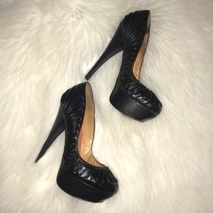 L.A.M.B. Stilettos Black